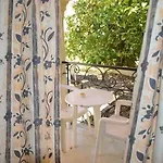 Philippos شقة فندقية 4*
