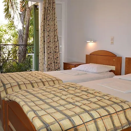 Ξενοδοχείο με διαμερίσματα Philippos Κασσιόπη