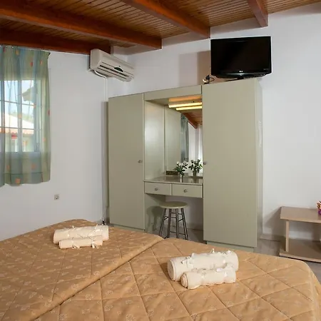 Ξενοδοχείο με διαμερίσματα Philippos