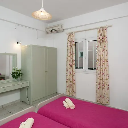 Ξενοδοχείο με διαμερίσματα Philippos