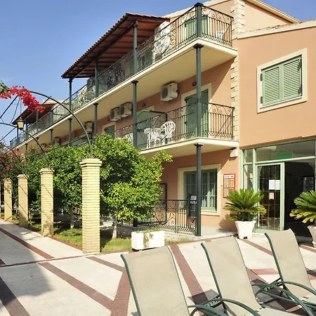 Philippos מלון דירות