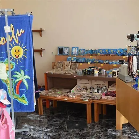 Philippos מלון דירות