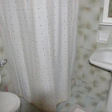 Ξενοδοχείο με διαμερίσματα Philippos 3*