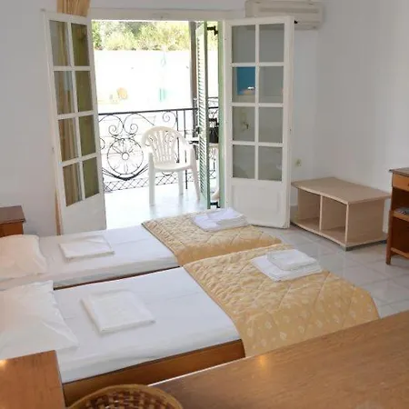 מלון דירות Philippos