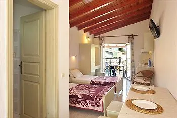 Philippos 4* Kassiopi